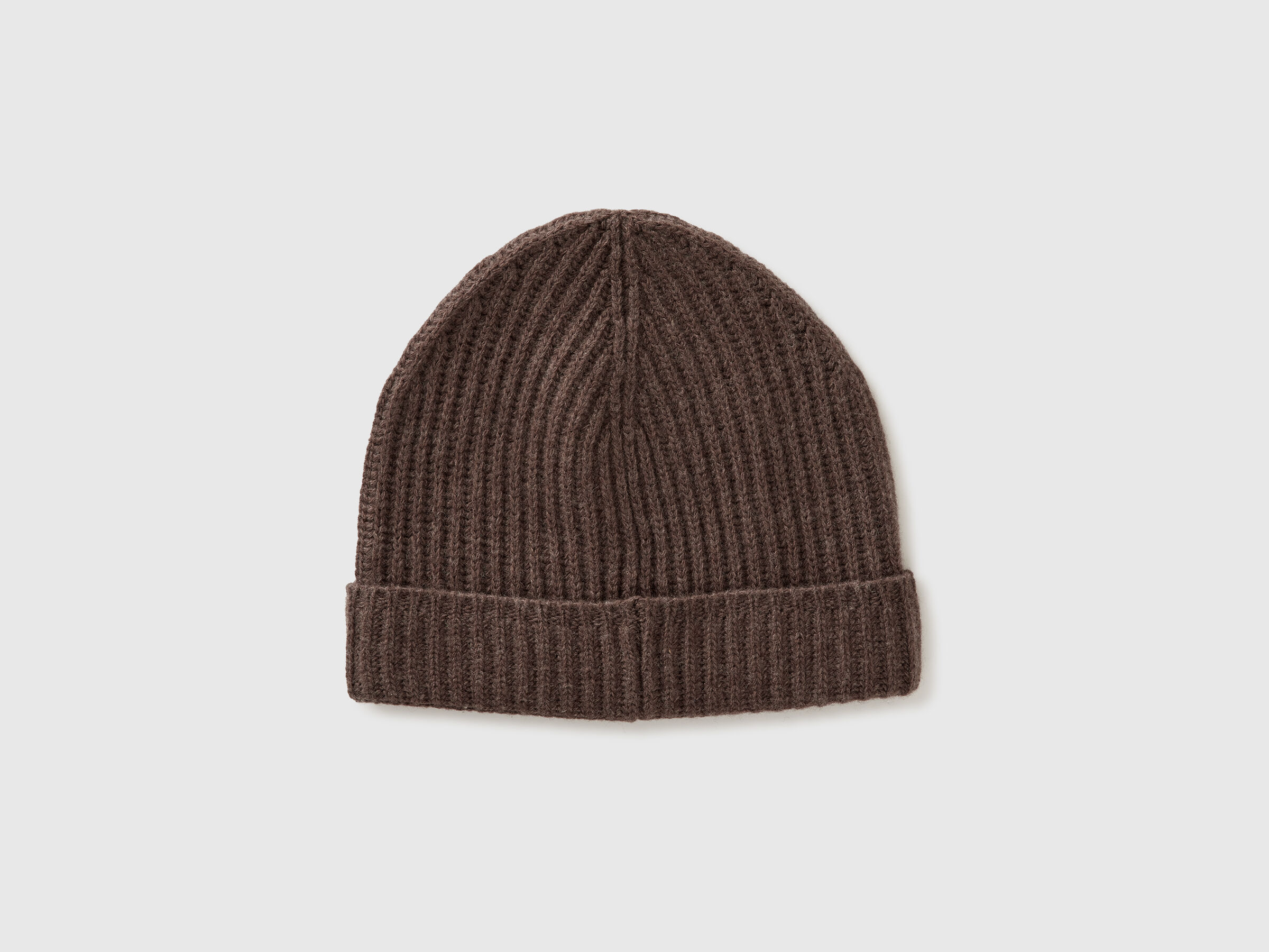 CAP Homme image number 2